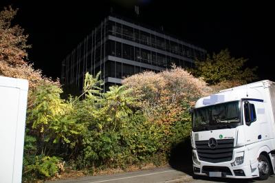 Ettlingen: leeres Verwaltungsgebaeude geraet in Brand