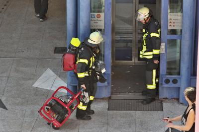 Stuttgart-Feuerbach: Rauchentwicklung in Traforaum ruft die Feuerwehr auf den Plan