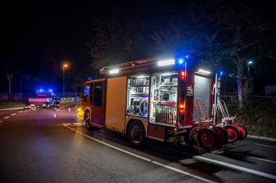 Plochingen: Hoher Schaden bei Unfall zwischen Maehdrescher und Pkw