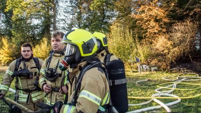 Rutesheim-Perouse: Flaechenbrand loesst Feuerwehr Einsatz aus