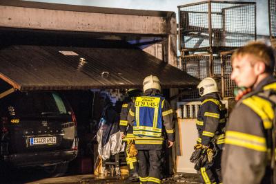 BRANDSTIFTUNGSSERIE? Altbach: Grossbrand in Verwertungsbetrieb fuer Elektroschrott