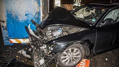 Herrenberg: PKW rasst in umgekippten LKW - stundenlange Vollsperrung der A81 