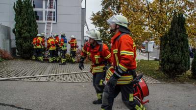 Holzgerlingen: Gemeinsame Uebung der Feuerwehr Holzgerlingen und des DRK 