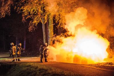 Plochingen: Feuerzeug soll Fahrzeug in Brand gesetzt haben