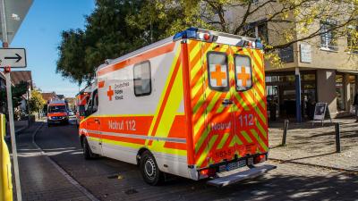 Sindelfingen-Maichingen: Unbekannter Stoff in Frisoerladen ausgetreten - mehrere Betroffene