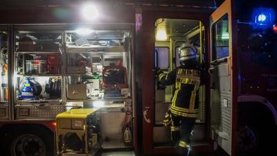 Magstadt: Kerze entzuendet Gartenmoebel und Hausfassade