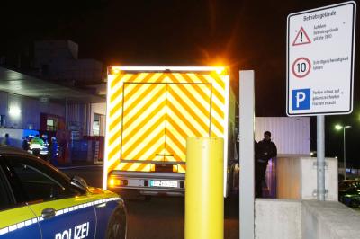 Pforzheim: Brand einer papierverarbeitenden Maschine verursacht Millionenschaden