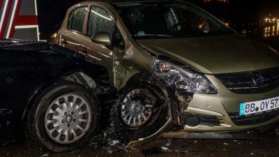 Boeblingen-Dagersheim: Beim Abbiegen auf einen Feldweg den Gegenverkehr uebersehen