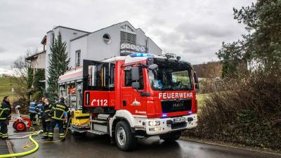 Waldenbuch: Feuerwehr rueckt zu brennender Heizung aus