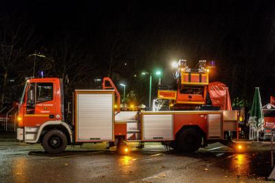 Weinstadt-Beutelsbach: Wassereintritt in Rewe Markt â€“ Feuerwehr muss Eingreifen