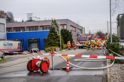Koengen: Chemische Reaktion sorgt fuer Grosseinsatz und mehrere Verletzte