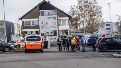Boeblingen: Erneuter Einsatz fuer die Feuerwehr in Boeblingen - Kaeltemittelaustritt in Discounter