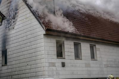 Nuertingen: Dachstuhlbrand fordert eine Verletzte Person