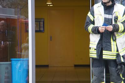 Pforzheim: Reizgas Verspruehung in einem Hochhaus fordert mehrere Verletzte