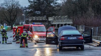 Sindelfingen-Darmsheim: Totalschaden nach Unfall unter Alkoholeinfluss