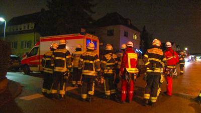 Neuhausen: SEK unterstuetzt oertliche Kraefte bei Menschenrettung