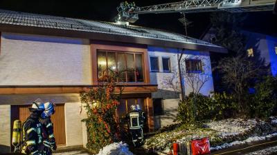Mgstadt: Feuerwehr rueckt zu Kaminbrand aus in Magstadt 
