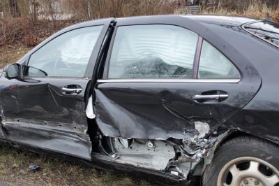 Riederich: Unfall mit vier Pkw fordert zwei Verletzte