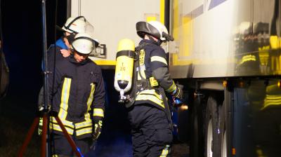 A81/Freiberg: 18 Kilometer Rueckstau auf Grund eines brennenden LKW