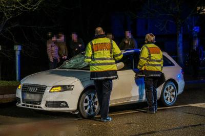 Denkendorf: Mann rennt vor Auto und wird schwer verletzt