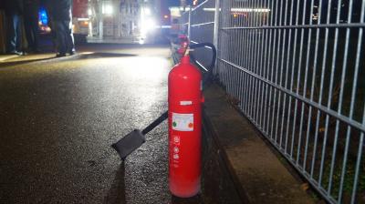 Remseck a.N.: Schnelles Eingreifen verhindert Schlimmeres! Dachstaender auf einem Wohnhaus faengt Feuer