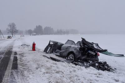 Bartholomae: Schwerer Unfall L1221 zwischen Bartholomae und Boehmenkirch Heidhoefe