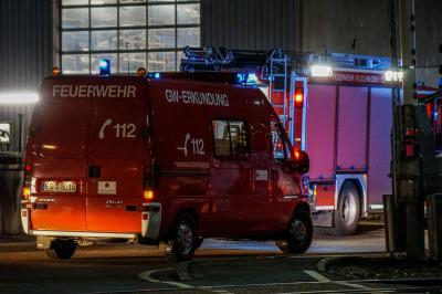 Plochingen: Vermeintliche Flusssaeure in S-Bahn loest Feuerwehreinsatz aus