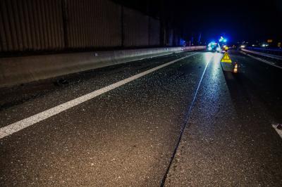 Remshalden/B29: Pkw ueberschlagen und auf Dach gelandet