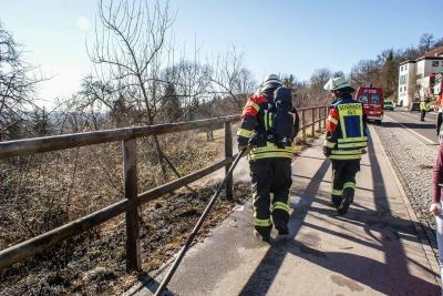 Schoenaich: Groesserer Flaechenbrand am Rand von Schoenaich