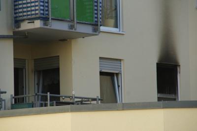 Muehlacker: Kuechenvollbrand sorgt fuer grossen Feuerwehreinsatz