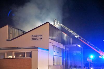 Dettingen unter Teck: Grossbrand in einer ehemaligen Lackererei