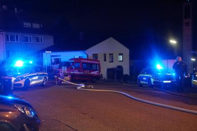 Pforzheim: Polizei fahndet nach Brandlegung in Eutingen mit Hochdruck nach einem 29-jaehrigen Tatverdaechtigen