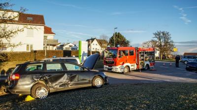 Herrenberg-Kay: Vorfahrtsverletzung fordert mehrere verletzte Personen