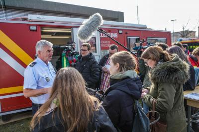 TEIL 2 - Ludwigsburg: Grossuebung- Einsatzleitung im Polizeipraesidium 