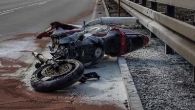 Gaertringen: Motorradfahrer kracht ins Heck von PKW - Rettungshubschrauber im Einsatz