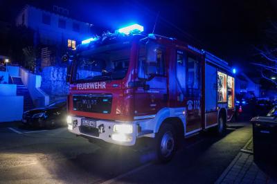 Plochingen: Feuerwehr rueckt zu Essen auf dem Herd aus - Eine Verletzte Person