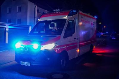 Schorndorf: Mehrere Holzstapel auf dem Balkon setzen Dachstuhl in Brand