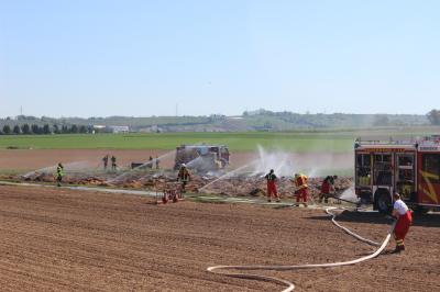 Kirchheim a.N. Brand von Strohballen