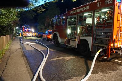Bad Wildbad: Feuerwehreinsatz beim Gebaeudevollbrand