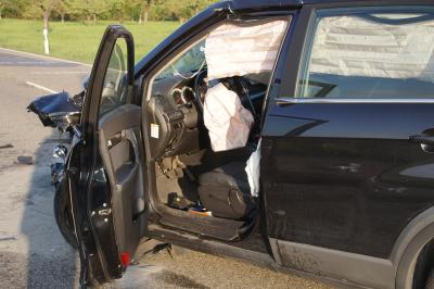 Leonberg : Schwerer Frontalzusammenstoss fordert ein Todesopfer und mehrere Verletzte 