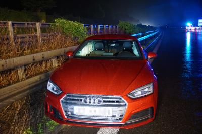 Kirchheim: Audifahrer schleudert wegen Aquaplaning und wird verletzt