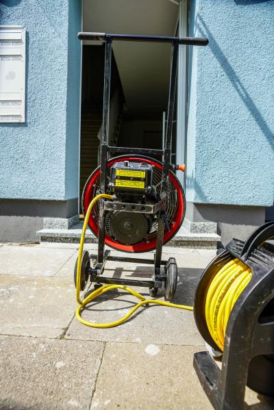 Esslingen-Oberesslingen: Essen auf Herd fordert eine verletze Person 