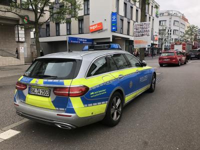 Waiblingen: Feuerwehr rueckt zum Brandmelderalarm aus 