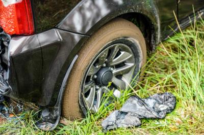 Weinstadt-Baach: Abschleppversuch scheitert - Pkw brannte lichterloh im Wald