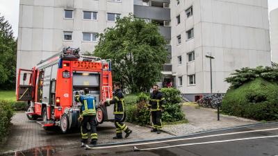 Boeblingen: Rauchentwicklung in Hochaus sorgt fuer Feuerwehreinsatz