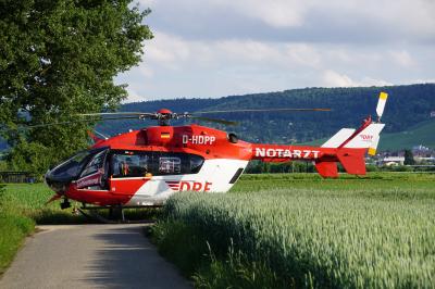 Waiblingen: Schwerer Verkehrsunfall mit eingeklemmter Person