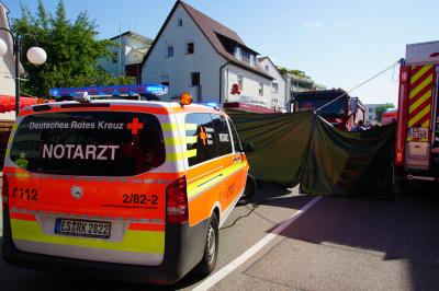 Ostfildern: Fussgaengerin von Lkw toedlich erfasst