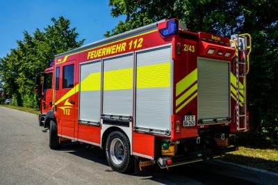 Baltmannsweiler-Hohengehren: Wasserrohrbruch legt Ortsteil trocken - Feuerwehr versorgt am Bauhof mit Trinkwasser