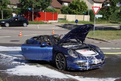 Murr: Sportwagen brennt komplett aus 