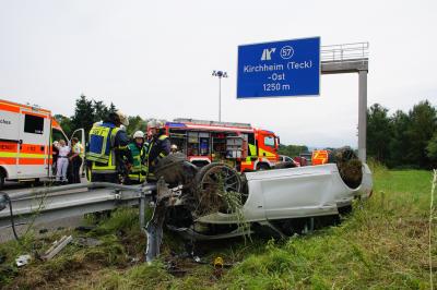 Kirchheim: Spektakulaerer Unfall fordert zwei Verletzte
